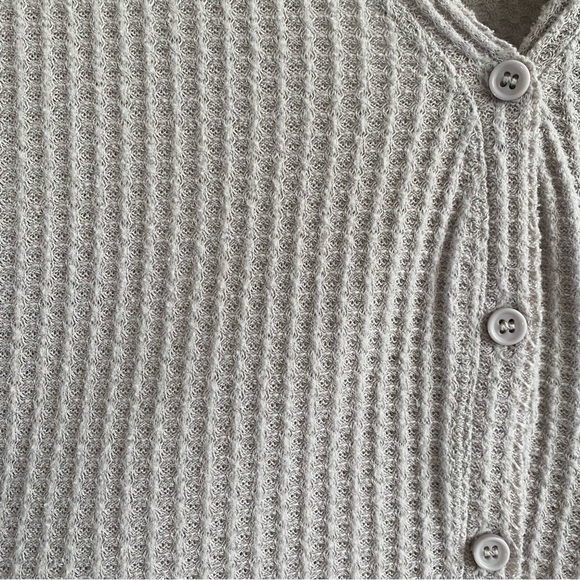 🍂fall drop🍂 Roxy Waffle longsleeve button up tee - Picture 3 of 9